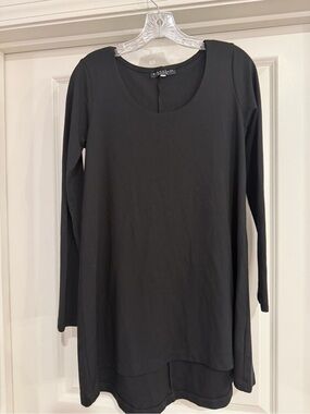 bryn Walker Black Long-Sleeve Scoop-Neck Tunic